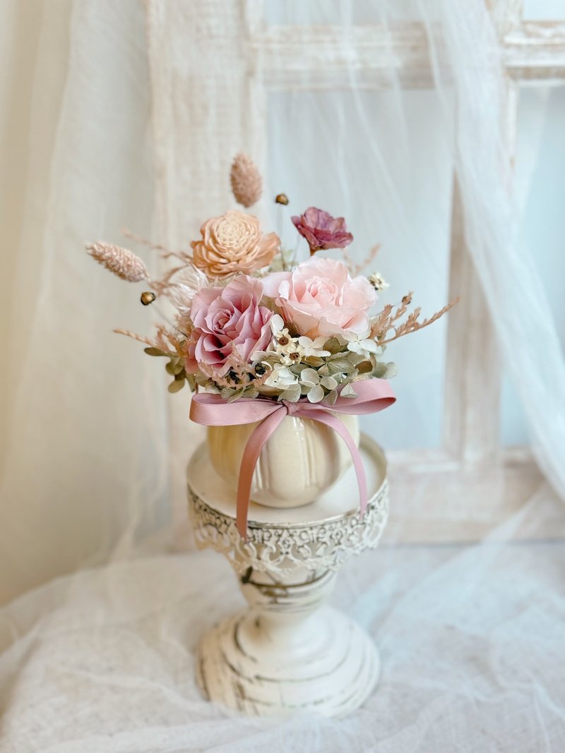 永生花桌花  擴香桌花 開幕禮 新居禮 聖誕節禮物 交換禮物 - 乾燥花/永生花 - 植物．花 多色