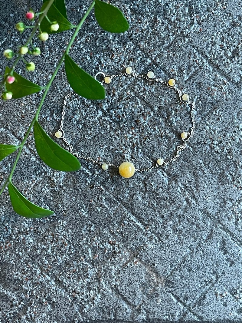 Thin Bracelet II Myanmar Jade Yellow Jade Beads - สร้อยข้อมือ - หยก 