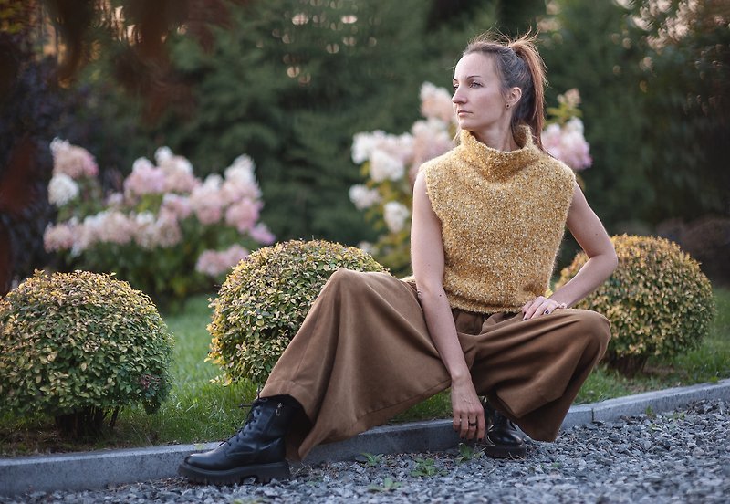 Hand-knitted ocher mohair bouclé vest - Women's Vests - Wool Gold