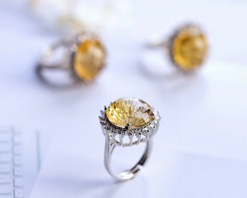 The natural citrine faceted ring is very perfect and beautiful, the color is moist and the crystal is transparent - แหวนทั่วไป - คริสตัล 