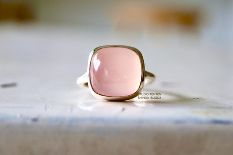 Pinkoi Proxy Purchase - Peach-flavored pink chalcedony ring - General Rings - Gemstone 