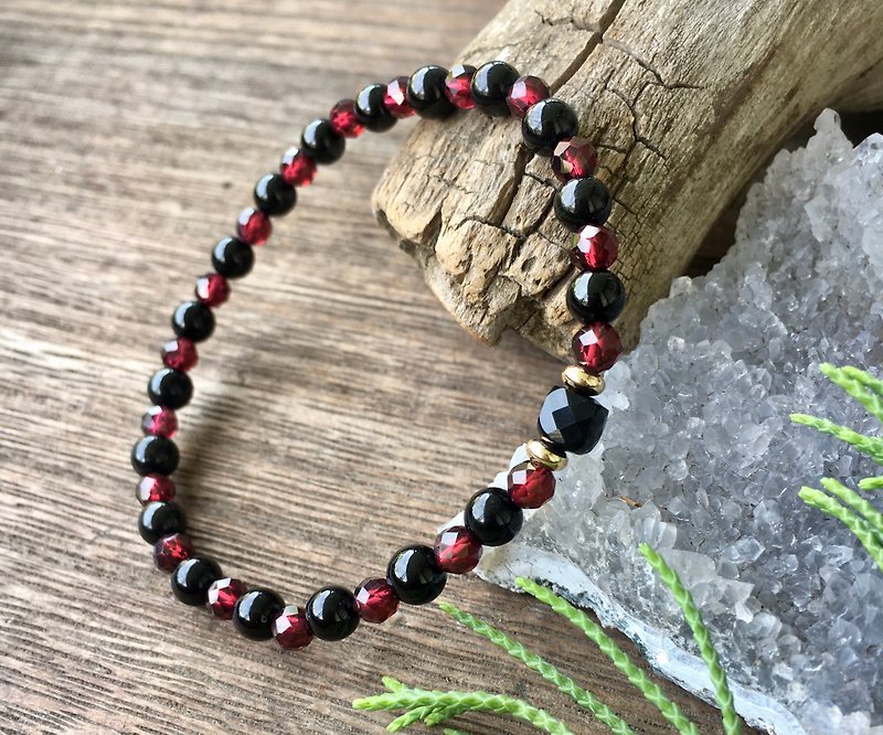 Girl friend / red pomegranate black tourmaline bracelet / can be used as anklet - Bracelets - Gemstone Multicolor