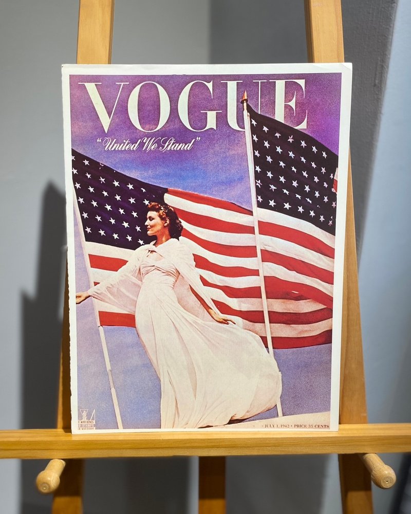 1942 VOGUE fashion magazine cover-selected photo album of replica posters from 1900 to 1970 (published in 1978) - โปสเตอร์ - กระดาษ สีดำ