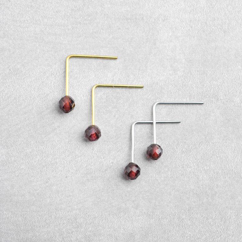 Mozambique Garnet Pin Earrings Surgical Stainless Stainless Steel Invitation Birthday Gift - ต่างหู - เครื่องเพชรพลอย สีแดง