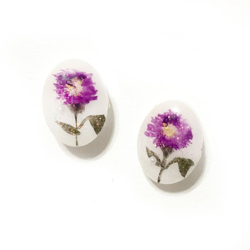 Japanese resin Hand painted watercolor flower earrings - Earrings & Clip-ons - Resin Purple