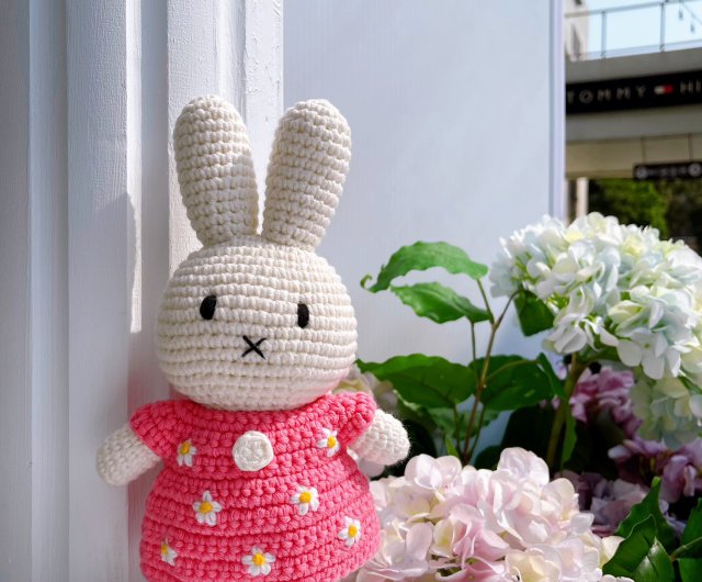 最終価格　セキグチ　ミッフィースタイル限定　ピンク　フラワードレス Just Dutch | Miffy ミッフィー人形と彼女のショッキングピンク