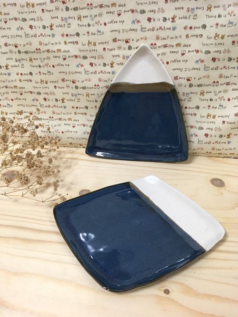 陶器プレート - 丘と小さい側 - 小皿 - 陶器 ブルー