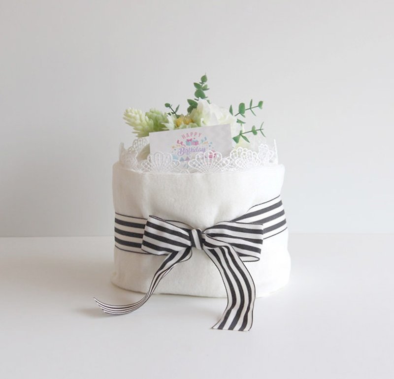 Diapers cake Baby gifts Present Baby cake merries made in JAPAN - Baby Gift Sets - Cotton & Hemp White