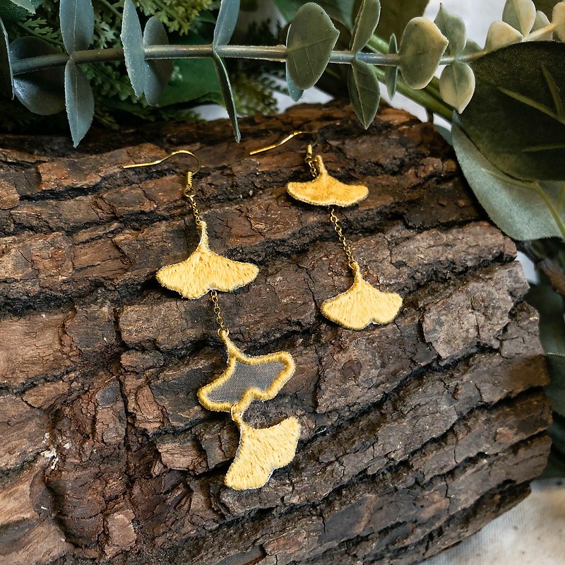 Hand-embroidered asymmetric ginkgo earrings/changeable clip - Earrings & Clip-ons - Cotton & Hemp Yellow
