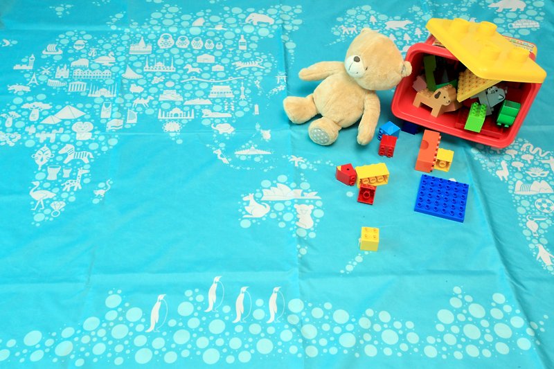 Nuhox Roaring Lion [Cube Mat] Snow World-Picnic Mat, Camping Mat and Decoration Mat - ชุดเดินป่า - เส้นใยสังเคราะห์ สีน้ำเงิน
