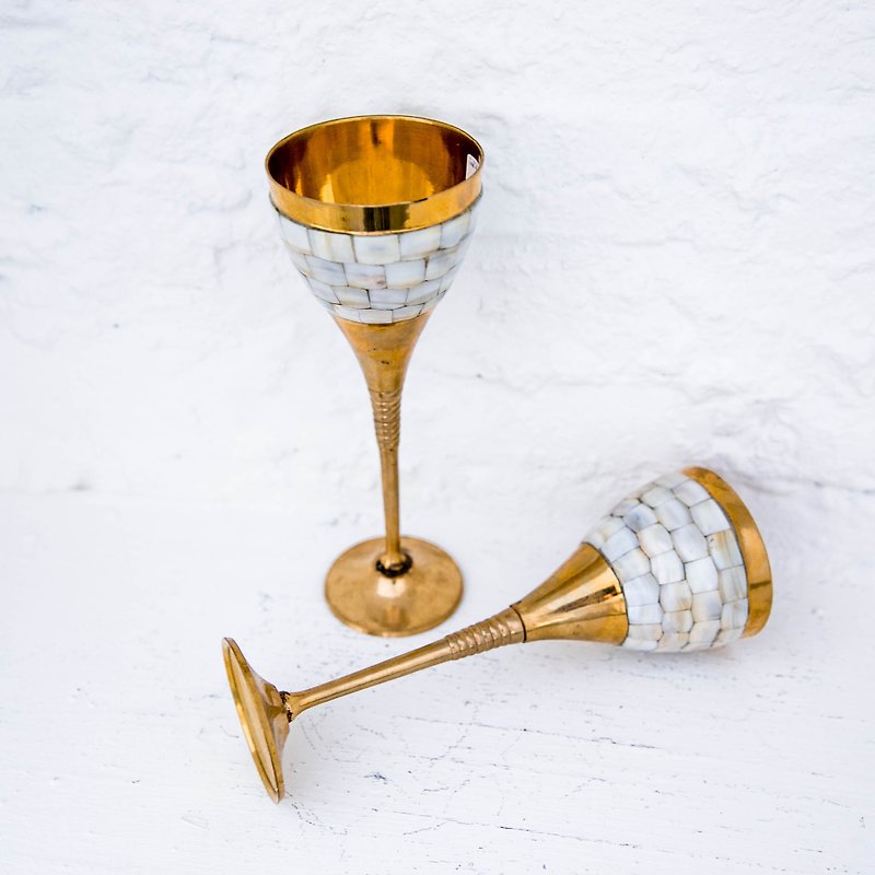 SECLUSION OF SAGE / 1920s Indian Brass _ Tulip Wine Glass - ของวางตกแต่ง - โลหะ สีทอง