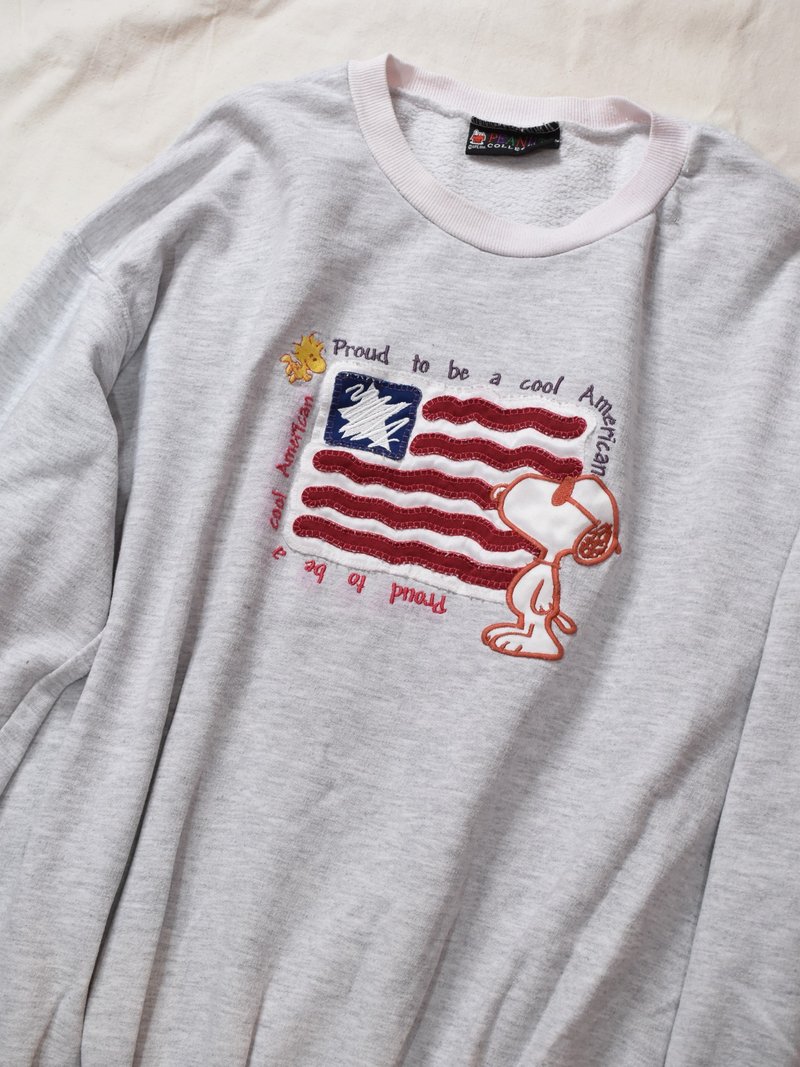 Vintage Disney University T Gray American Snoopy - Unisex Hoodies & T-Shirts - Cotton & Hemp 