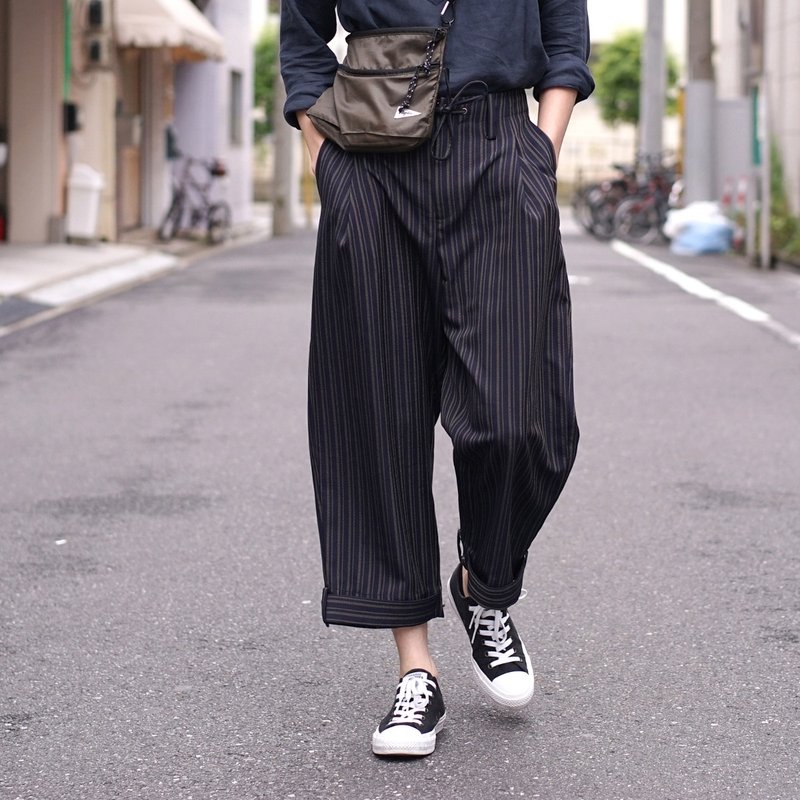 Customized Stripe String Pants Vintage Stripe Wide-Leg Cropped Pants - กางเกงขายาว - วัสดุอื่นๆ สีน้ำเงิน