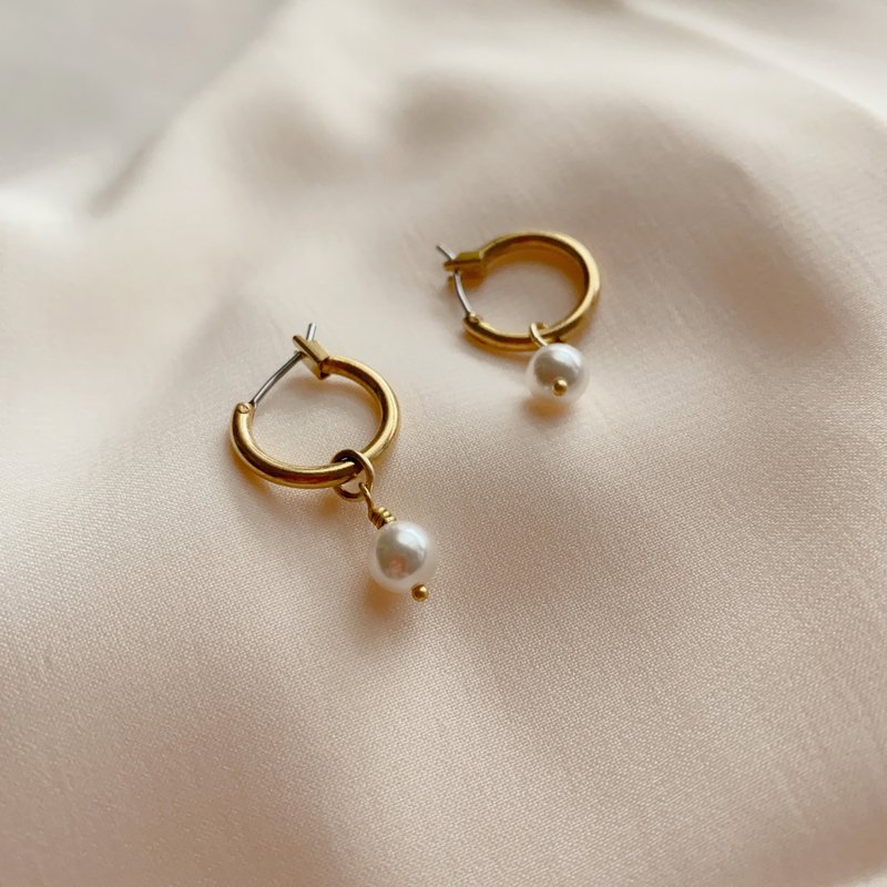 珍珠小島 -兩戴式 珍珠黃銅耳環 - 耳環/耳夾/耳骨夾 - 銅/黃銅 金色