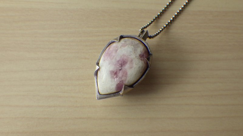 Polygonal Mouse Pendant - 項鍊 - 寶石 粉紅色