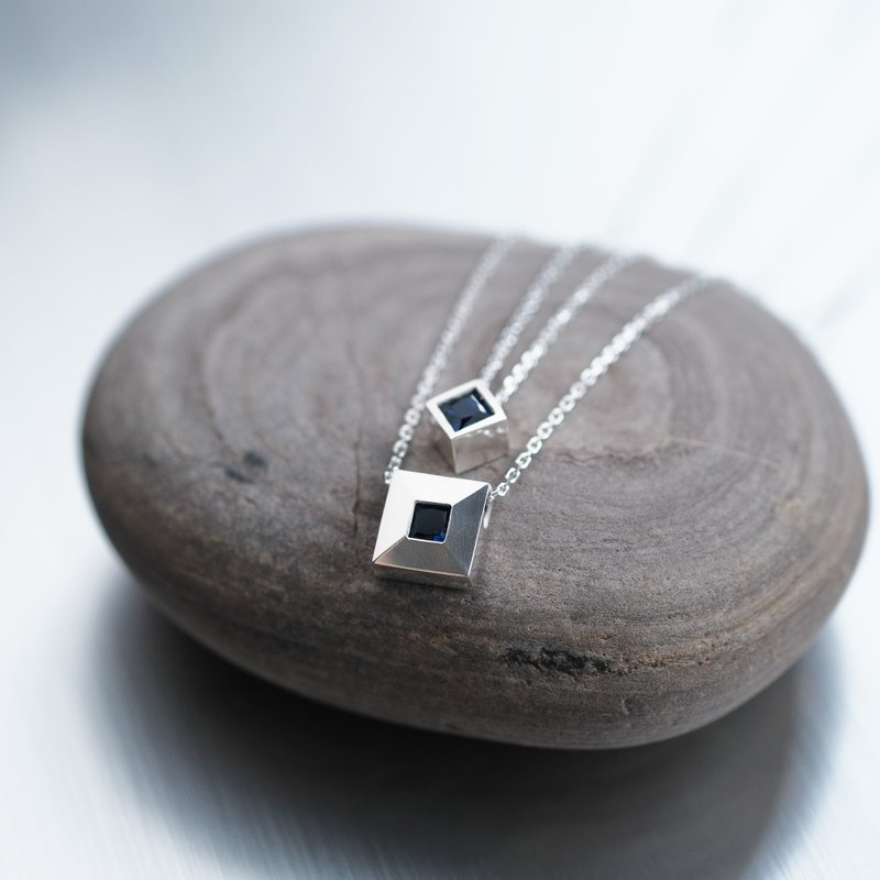 Set of 2) Square Sapphire Pair Necklace Silver 925 - สร้อยคอ - โลหะ สีน้ำเงิน