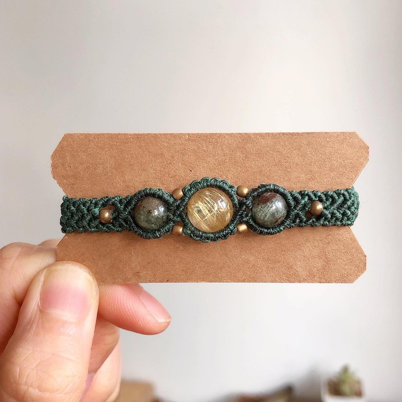 Gold Titanium and Green Ghost Braided Bracelet - สร้อยข้อมือ - คริสตัล สีเขียว