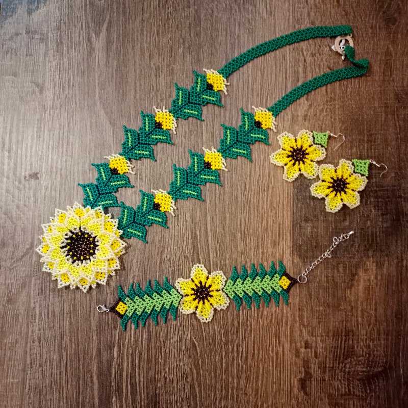 Seed bead huichol sunflower jewelry set Mexican style Huichol Necklace Earrings - Necklaces - Glass Yellow