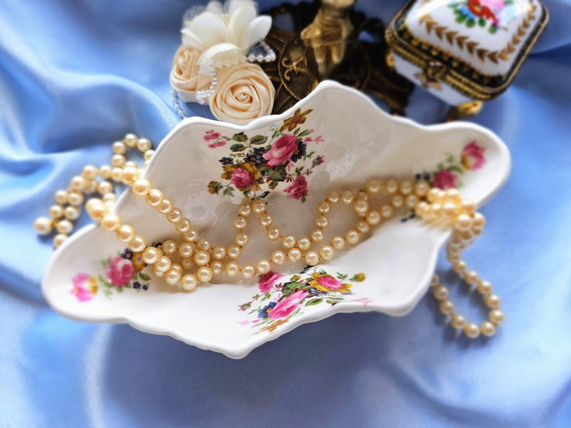 英國製玫瑰薔薇花卉細骨瓷飾品盤/碗/vintage美國西洋古董飾品 - 擺飾/家飾品 - 瓷 