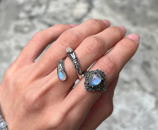 Xiyingyao 925シルバームーンストーン天然石ライブリング調節