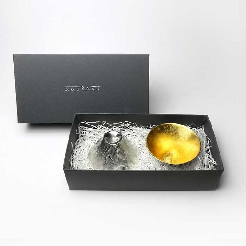 Sake Cup FUJIYAMA Set (tin & gold) in Paper Box - แก้วไวน์ - โลหะ หลากหลายสี