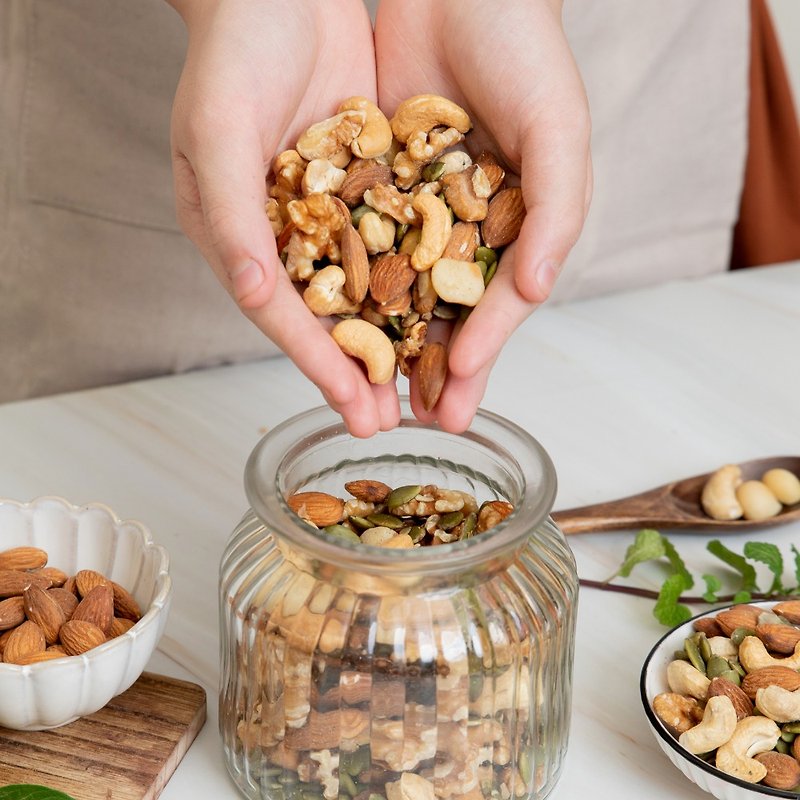 Top original nuts optional mixed nuts/cashews/macadamia beans/almonds/pumpkin seeds/walnuts - Nuts - Fresh Ingredients Khaki