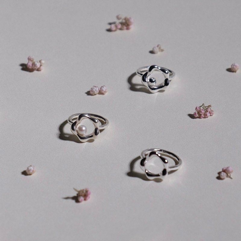花韻戒指 - 戒指 - 純銀 銀色
