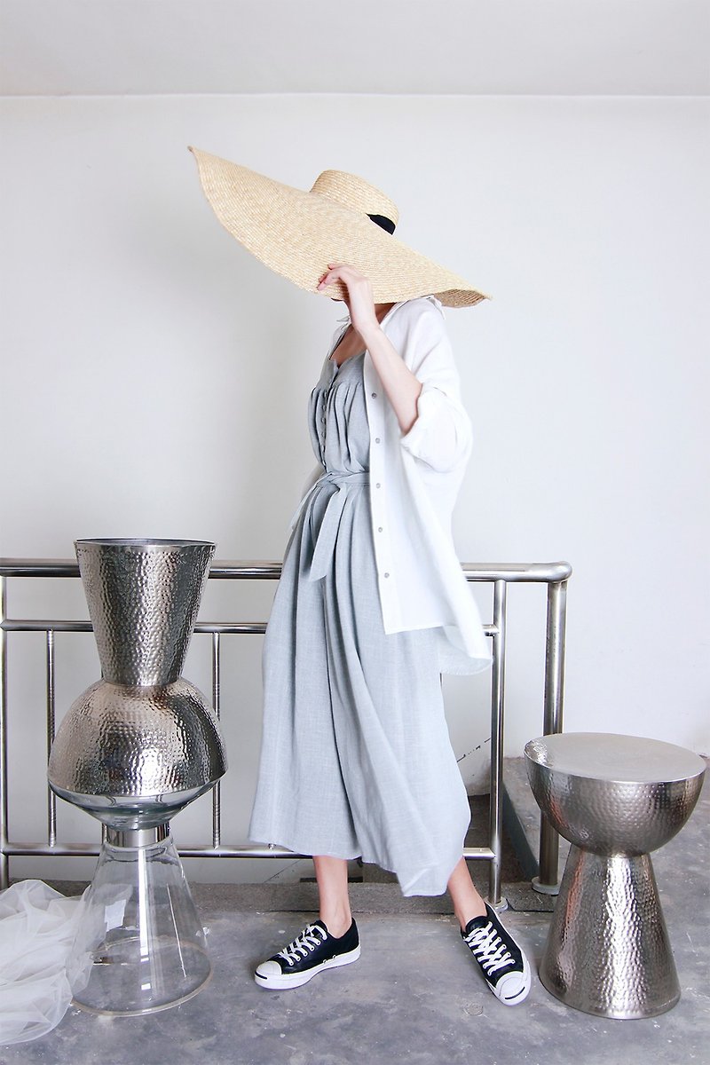 MAODIUL loose and stylish gray texture Linen-breasted design suspender one-piece culottes - จัมพ์สูท - ผ้าฝ้าย/ผ้าลินิน สีเทา