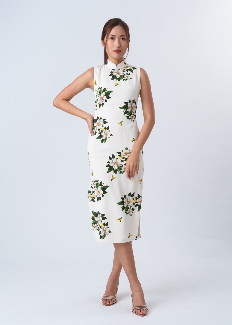 Sleeveless Floral Cut Out Qipao (White/Green) - กี่เพ้า - ลินิน ขาว