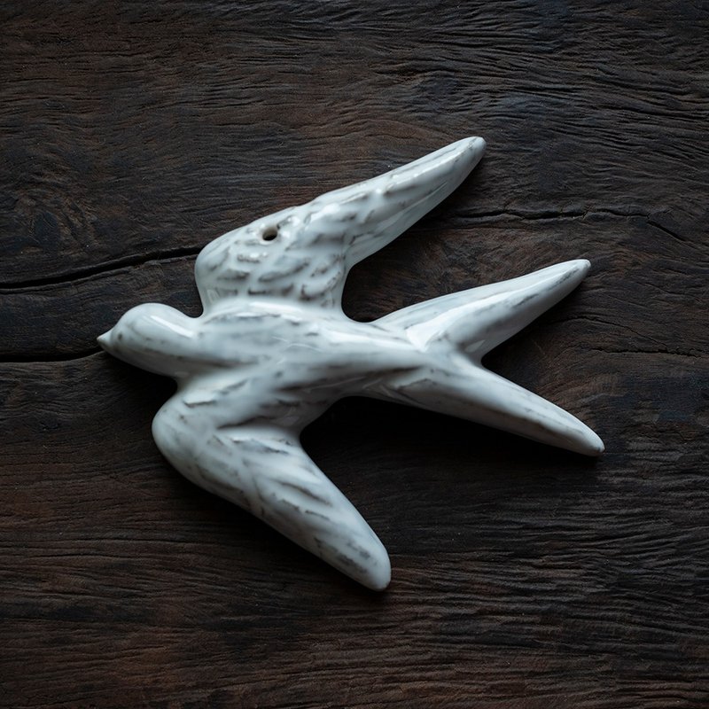 Christmas Ornament Snow Swallow - เซรามิก - ดินเผา สีเทา