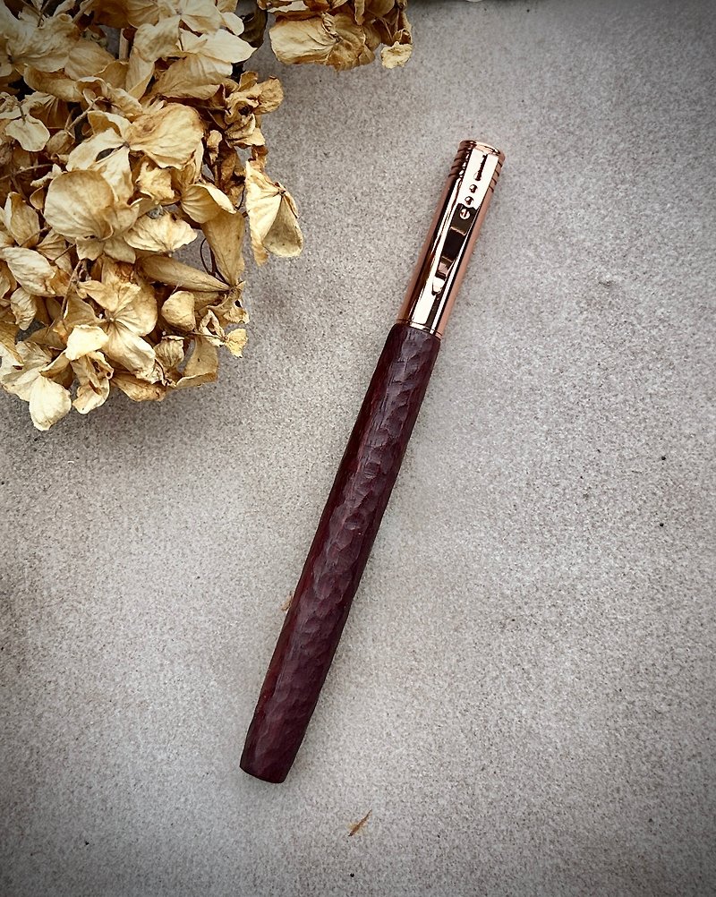 Blood Sandalwood Fountain Pen (Rose Gold) - ปากกาหมึกซึม - ไม้ 