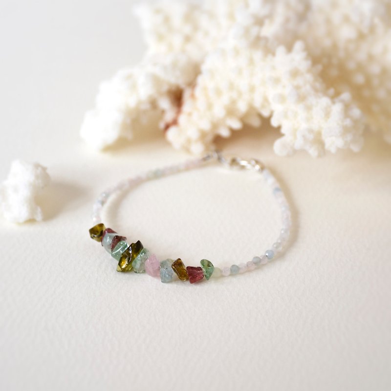 Simple natural multi tourmaline with Morganite bracelet // October birthstone - Bracelets - Gemstone Multicolor