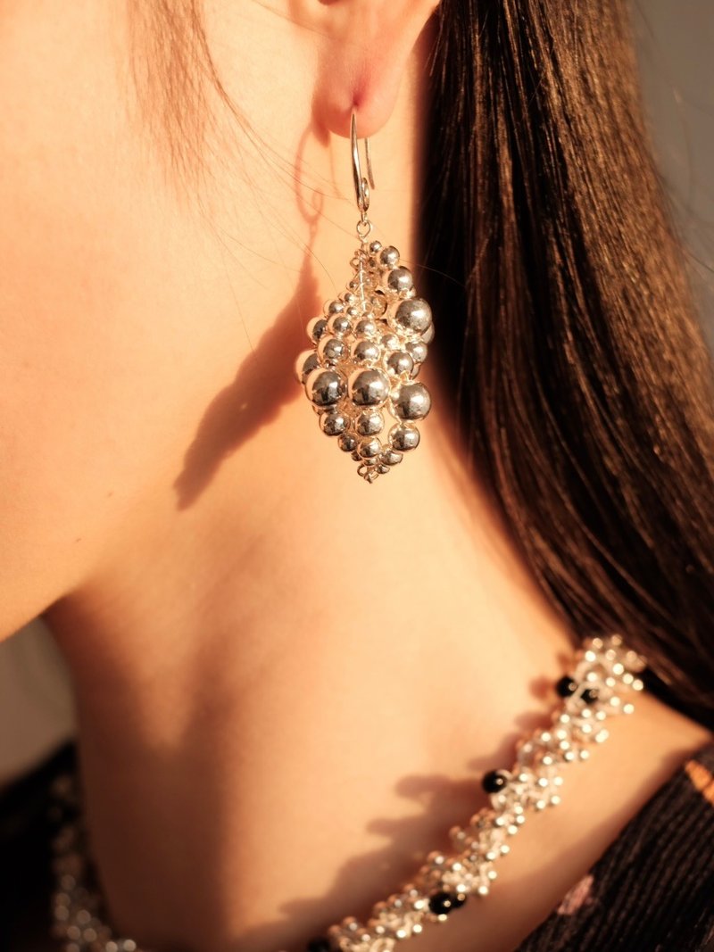 925 Silver Beaded Conch Earrings - ต่างหู - เงิน สีเงิน