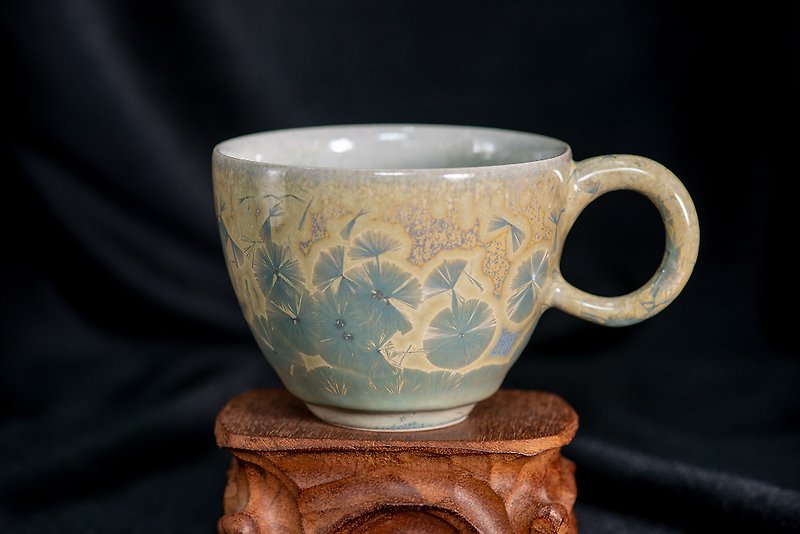 Hand drawn crystal glaze cup - แก้ว - ดินเผา 