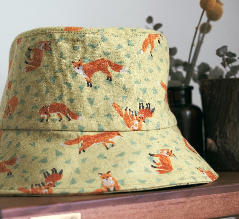 Hand painted grass green little fox hand fisherman hat - Hats & Caps - Cotton & Hemp Green