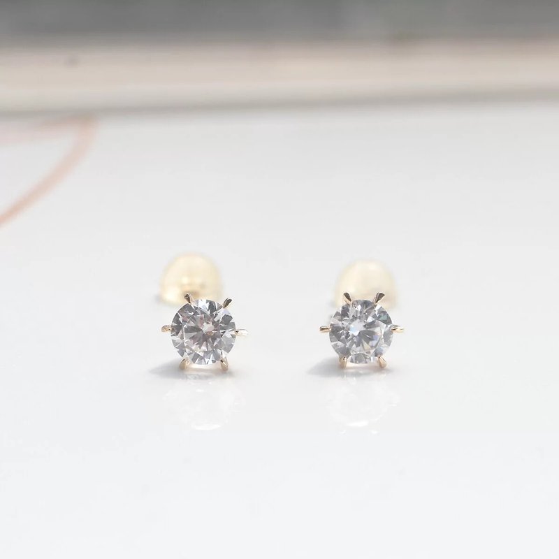 14K Six Prong Diamond Stud Earrings (Pair) - ต่างหู - เครื่องประดับ สีทอง