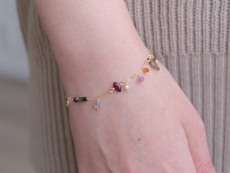 hátíð earring natural color stone smoky quartz garnet  Lapis Lazuli Green Tourma - Bracelets - Gemstone Multicolor