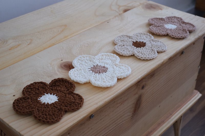 Flower coaster / coaster / crystal pad / loose water gift / entry / couple / four into - Coasters - Cotton & Hemp Multicolor