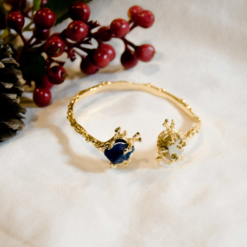 Snowflake Bangle - Bracelets - Semi-Precious Stones 