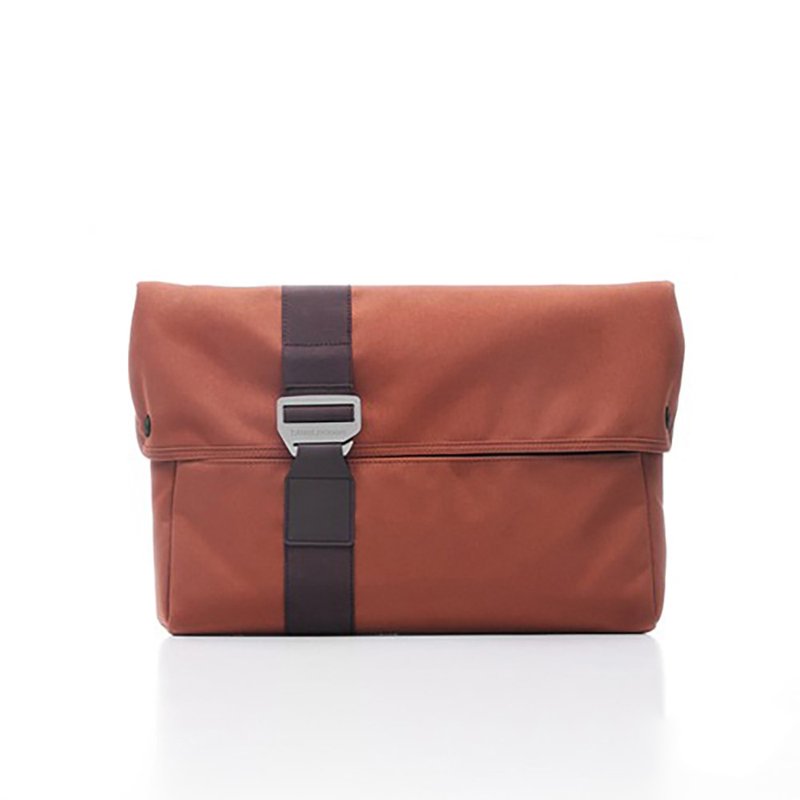 Bluelounge 13インチ ブラウン ノートパソコン保護ケース - パソコンバック・PCケース - その他の化学繊維 ブラウン