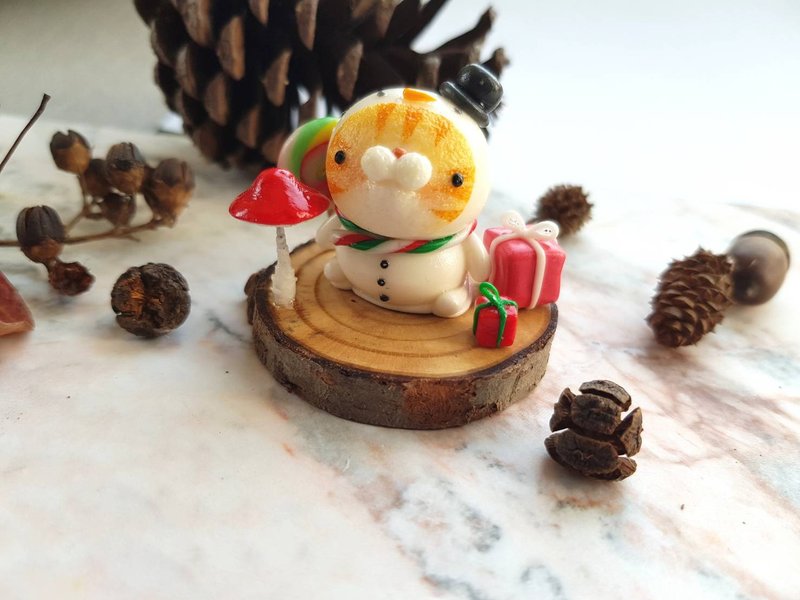 聖誕節貓咪微景-雪人小肥仔(單支) - 擺飾/家飾品 - 黏土 白色