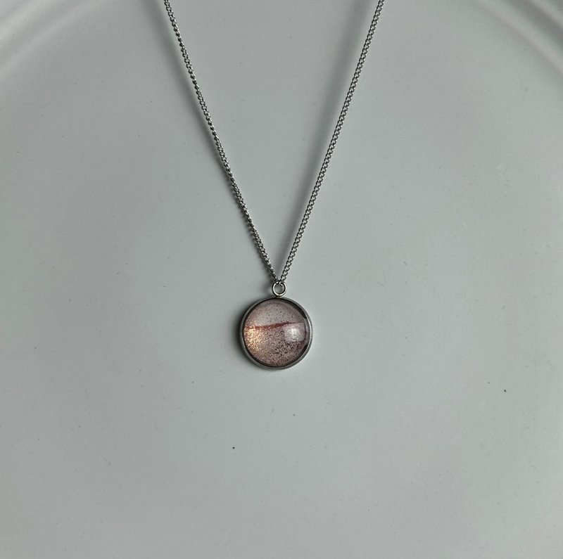 【Christmas Gift】Just the Right Gentleness - Pink Round Hand-Painted Necklace with Stainless Steel Chain - สร้อยคอ - สแตนเลส สึชมพู
