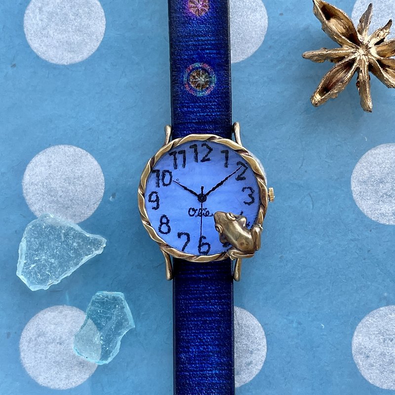 凝望池塘的青蛙款手錶M淡藍色 - 女裝錶 - 其他金屬 藍色