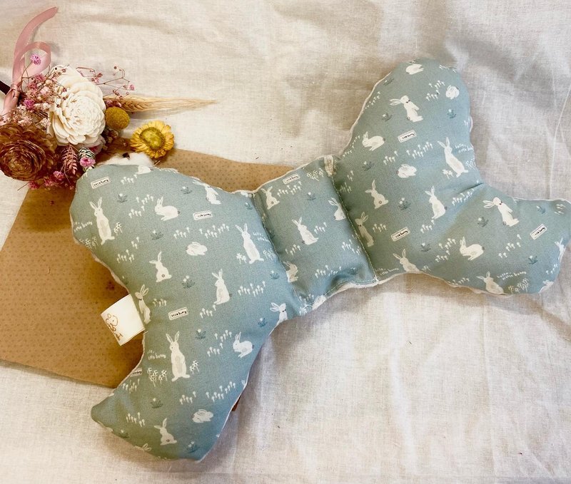 Mint rabbit hand-made butterfly pillow comfort pillow - ของขวัญวันครบรอบ - ผ้าฝ้าย/ผ้าลินิน 