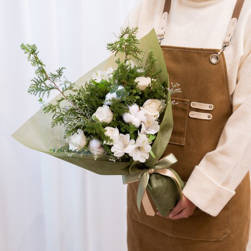 cedar forest bouquet - Plants - Plants & Flowers White