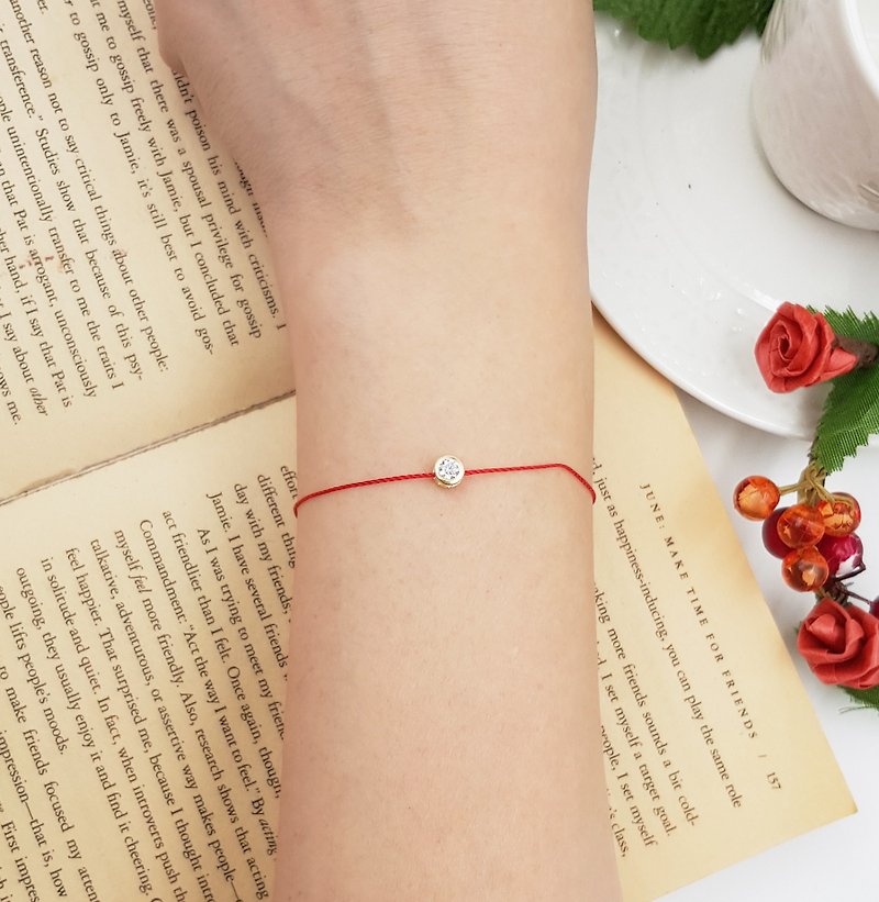 Sterling silver gold-plated gold bezel diamond 4mm super small classic red line red string diamond exquisite temperament girlfriends - Bracelets - Paper Red