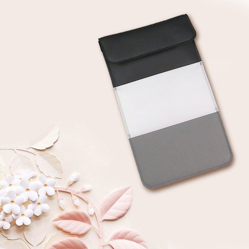 台灣製造 三色仿麂皮IPX8防水手機袋 Iphone 斜背包 情侶 中秋 - 手機殼/手機套 - 其他材質 灰色