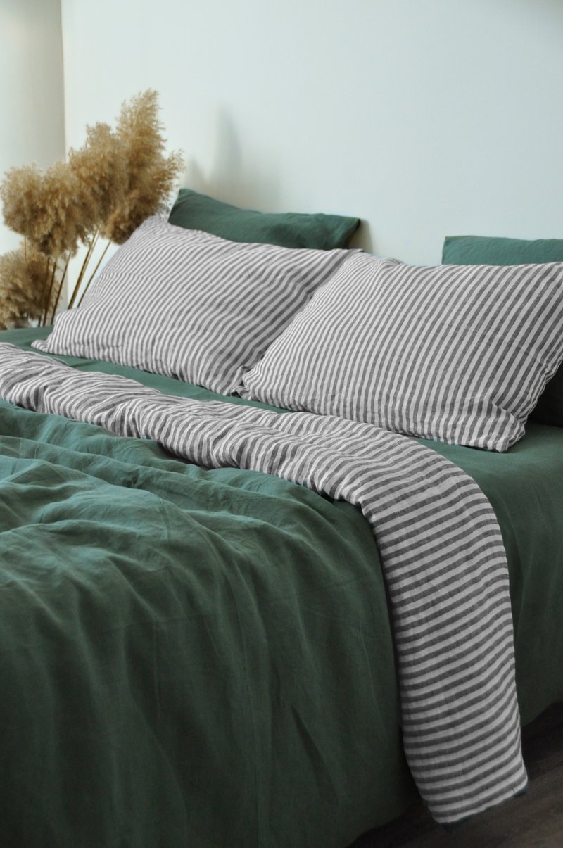 Pine green double-sided linen duvet cover / Softened linen / Comforter cover - เครื่องนอน - ลินิน สีเขียว