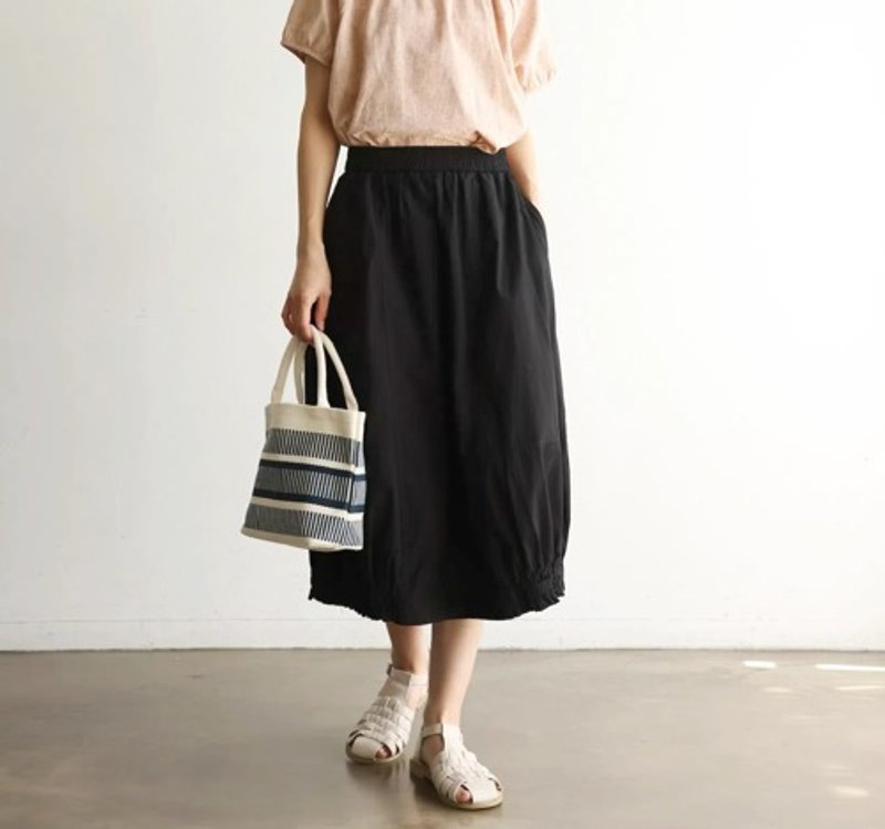 A balloon-shaped skirt that matches the natural style of adults. Long skirt, cotton, 240911-1 - เสื้อผู้หญิง - ผ้าฝ้าย/ผ้าลินิน 