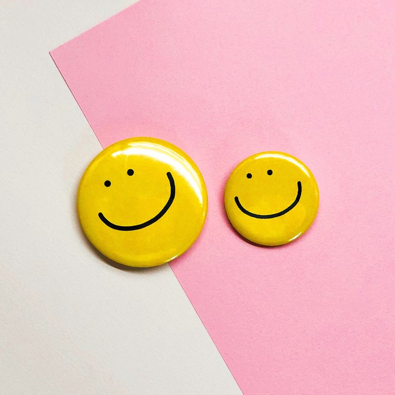 Smile-badge - Badges & Pins - Plastic 